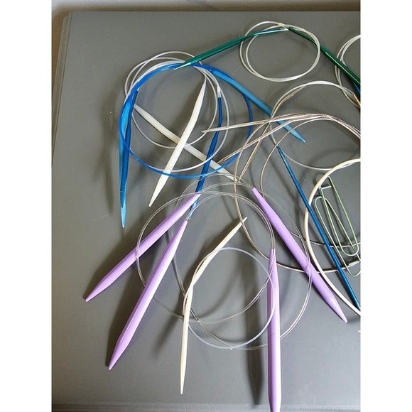 Assorted Lot of Knitting Needles, Includes 12 Needles and Accessories - Picture 2 of 3